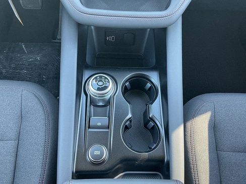 New 2026 Ford Explorer Active image 8