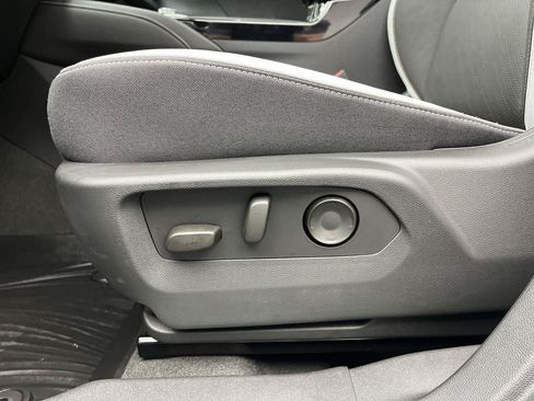 Used 2026 Buick Envision Sport Touring AWD/4WD image 12