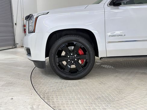 Used 2017 GMC Yukon Denali w/ Open Road Package RWD image 12