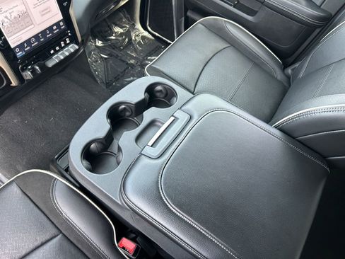 Used 2023 RAM 3500 Laramie image 21