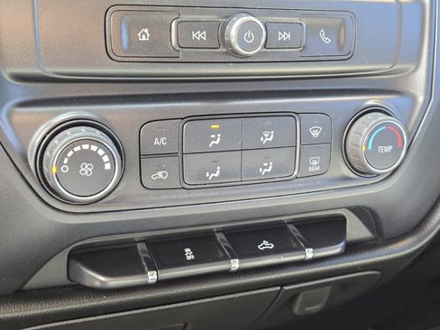 Used 2016 Chevrolet Silverado 1500 Custom w/ Custom Convenience Package image 19