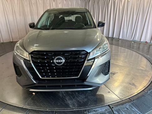 Used 2023 Nissan Kicks S FWD image 2