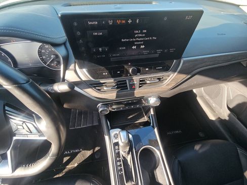 Used 2023 Nissan Altima 2.5 SL image 16