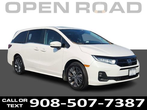Certified 2025 Honda Odyssey Touring image 1