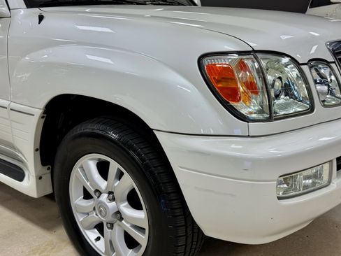 Used 2005 Lexus LX 470 4WD image 25