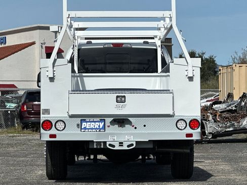 New 2025 Ford F350 XL w/ XL Chrome Package AWD/4WD image 4