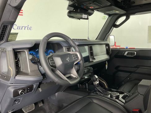 New 2026 Ford Bronco Badlands image 13