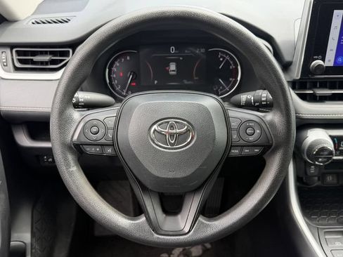Used 2024 Toyota RAV4 XLE FWD image 13
