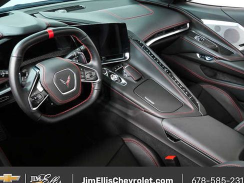 Used 2021 Chevrolet Corvette Stingray Premium Conv w/ Z51 Performance Package image 26
