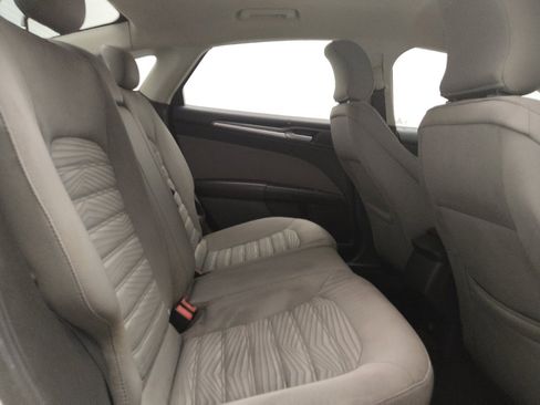 Used 2016 Ford Fusion S FWD image 19