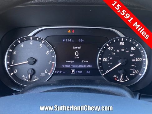 Used 2024 Nissan Frontier SV image 22