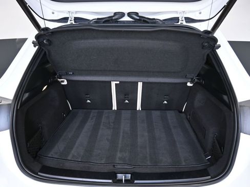 Used 2021 Mercedes-Benz GLA 250 4MATIC image 44