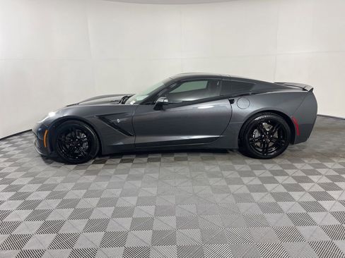 Used 2017 Chevrolet Corvette Stingray Coupe w/ Battery Protection Package RWD image 2