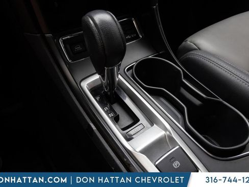 Used 2022 Subaru Ascent Onyx Edition AWD/4WD image 12