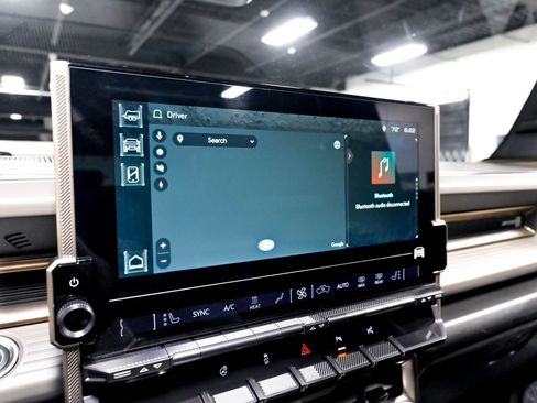 Used 2025 GMC Hummer EV 3X AWD/4WD image 23