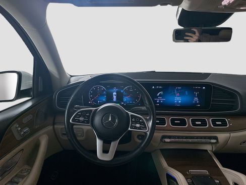 Used 2021 Mercedes-Benz GLS 450 4MATIC image 30