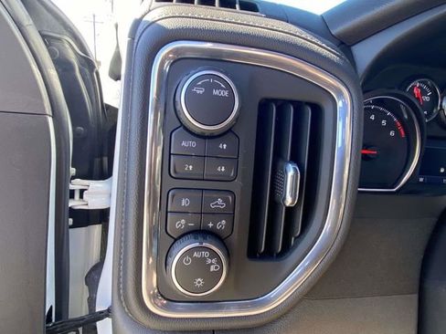 Used 2021 Chevrolet Silverado 1500 LT Trail Boss w/ Bed Protection Package image 22