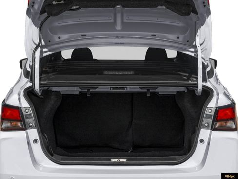 New 2025 Nissan Versa SR w/ Trunk Package image 9