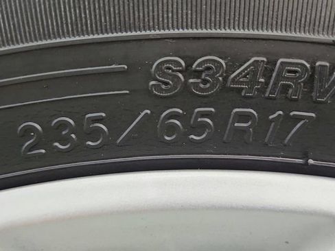 Used 2019 Chrysler Pacifica Touring-L FWD image 35