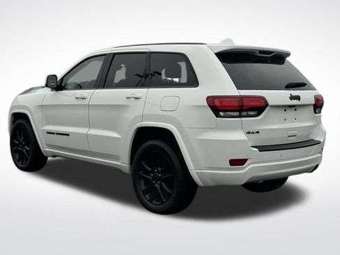 Used 2020 Jeep Grand Cherokee Altitude image 7