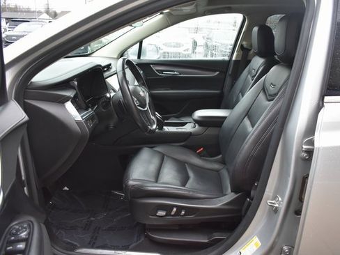 Used 2019 Cadillac XT5 Premium Luxury image 13
