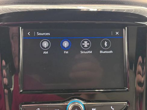 Used 2023 Chevrolet Traverse LS FWD image 41