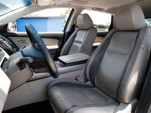 Used 2011 MAZDA CX-9 Grand Touring w/ Moonroof & Bose Audio Pkg FWD image 21