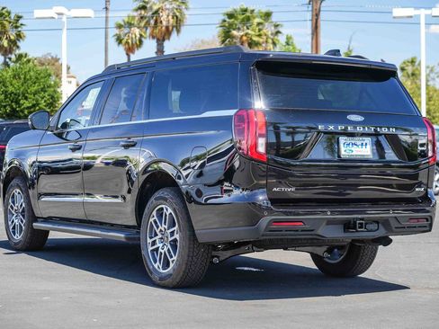 New 2026 Ford Expedition Max Active image 8
