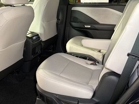 Used 2025 Lexus TX 350 AWD w/ Technology Package image 17