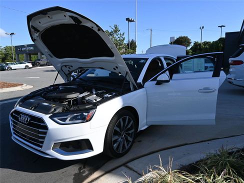 Used 2020 Audi A4 2.0T Premium w/ Convenience Package image 10