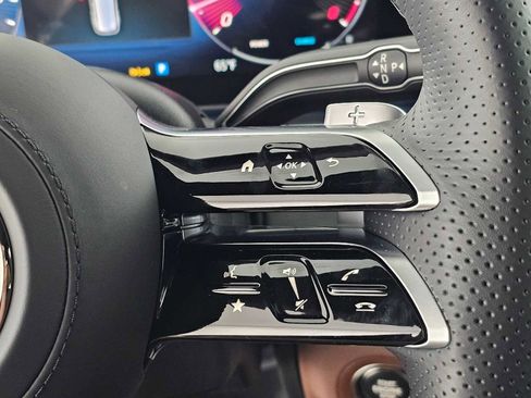 New 2026 Mercedes-Benz GLS 580 4MATIC image 33