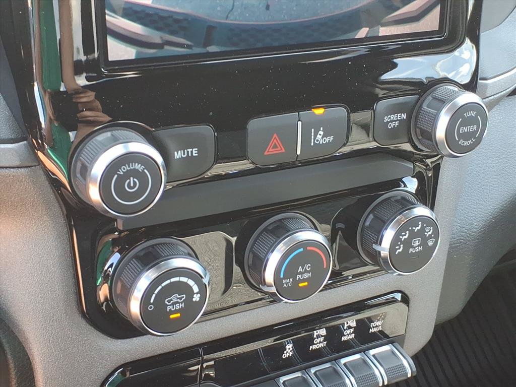 New 2026 RAM 1500 Warlock AWD/4WD image 31