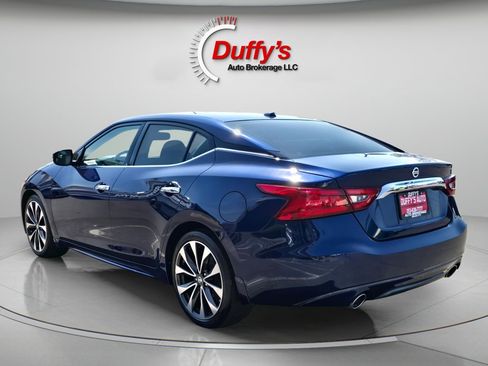 Used 2016 Nissan Maxima SR FWD image 17