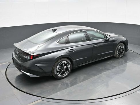 Certified 2025 Hyundai Sonata SEL image 29