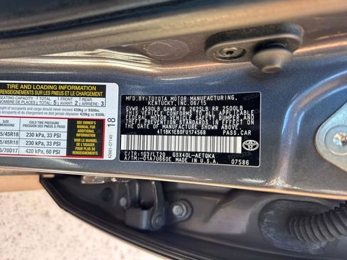 Used 2015 Toyota Avalon XLE Touring image 39