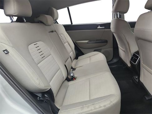 Used 2022 Kia Sportage LX w/ LX AWD Value Edition Package image 25
