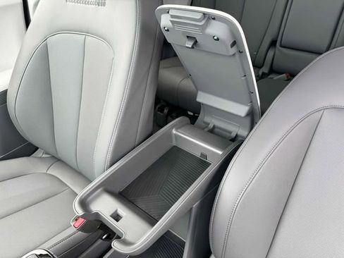 New 2025 Hyundai Ioniq 5 SEL AWD/4WD image 18