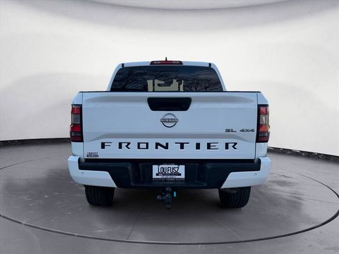 Used 2024 Nissan Frontier SL w/ Technology Package image 5