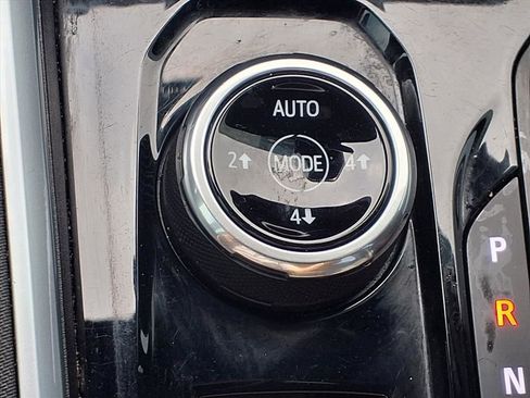 Certified 2024 Chevrolet Colorado Trail Boss w/ Advanced Trailering Package image 7