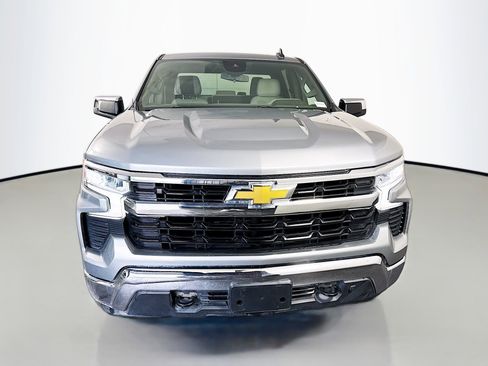 Used 2023 Chevrolet Silverado 1500 LT w/ Z71 Off-Road Package image 2