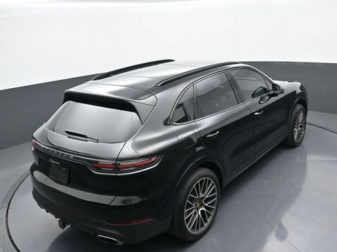 Used 2023 Porsche Cayenne image 35
