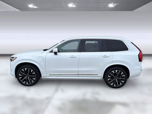 New 2026 Volvo XC90 T8 Ultra w/ Protection Package AWD/4WD image 2