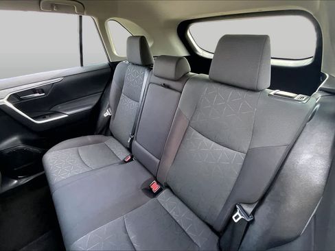 Used 2024 Toyota RAV4 XLE FWD image 19