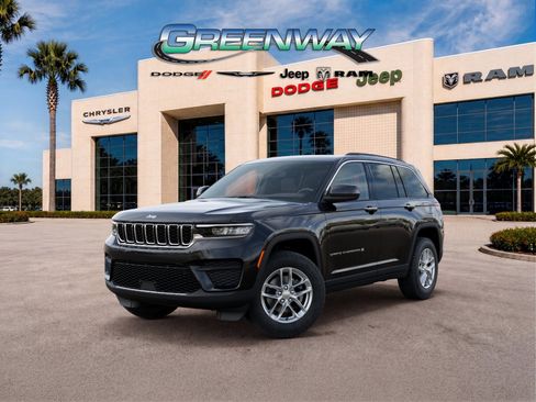 New 2025 Jeep Grand Cherokee Laredo RWD image 1