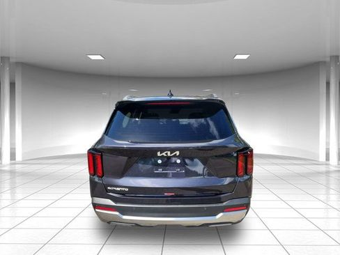 New 2026 Kia Sorento S w/ S Panoramic Sunroof Package FWD image 4