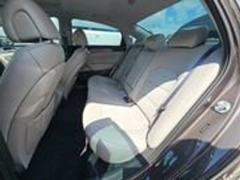 Used 2016 Hyundai Sonata Sport w/ Option Group 1V FWD image 4