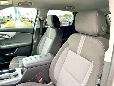 Used 2024 Chevrolet Blazer LT w/ Convenience Package FWD image 15