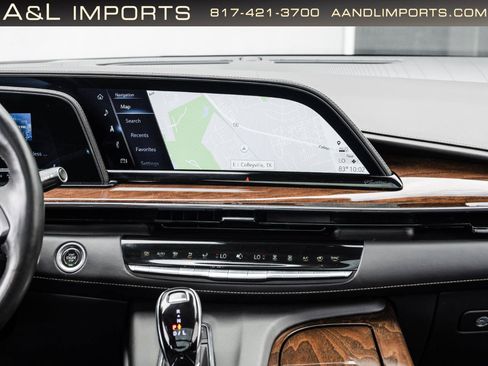 Used 2022 Cadillac Escalade Sport Platinum w/ Heavy-Duty Trailer Package AWD/4WD image 12