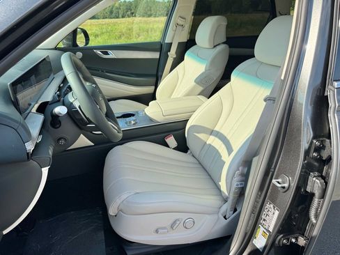 New 2026 Genesis GV80 2.5T Select image 18