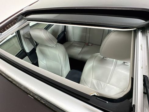 Used 2013 Toyota Avalon XLE Touring FWD image 26